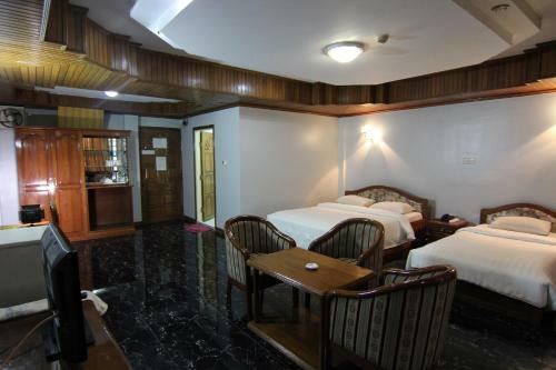 Royal White Elephant Hotel
