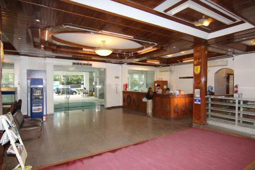 Royal White Elephant Hotel