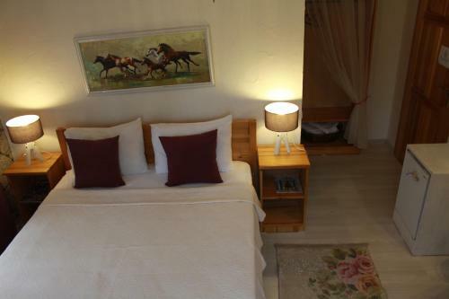 Hotel Adres Ala�at?