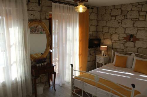 Hotel Adres Ala�at?