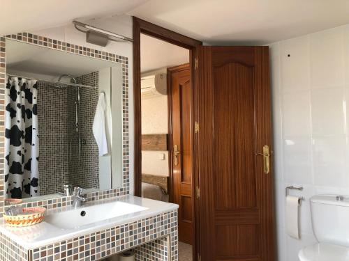 Hotel El Color�n