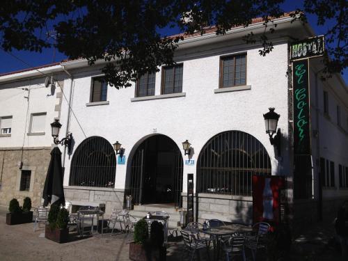 Hotel El Color�n