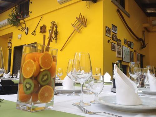 Hotel El Color�n