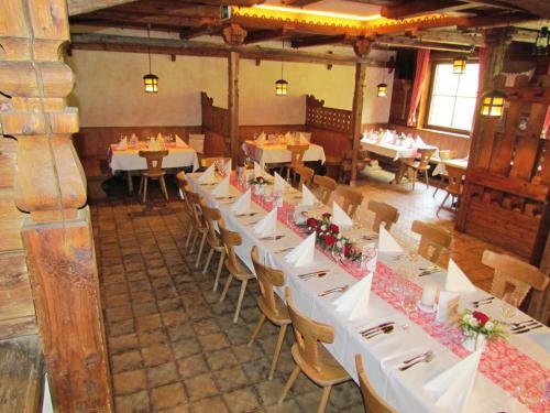 Posada Berggasthaus H�llensteinh�tte