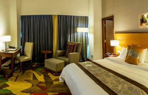 Hotel Summit Parkview Yangon