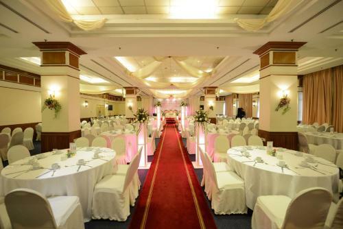 Hotel Summit Parkview Yangon