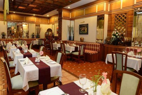 Hotel Summit Parkview Yangon
