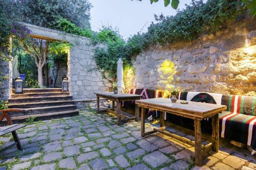 Hostal Sakin Ev Hotel