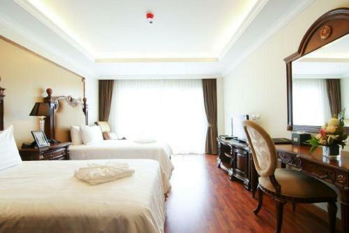 Hotel Miracle Suite