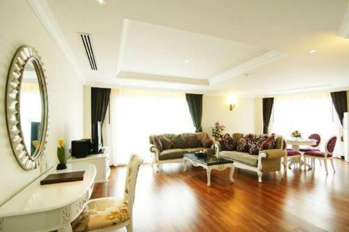 Hotel Miracle Suite
