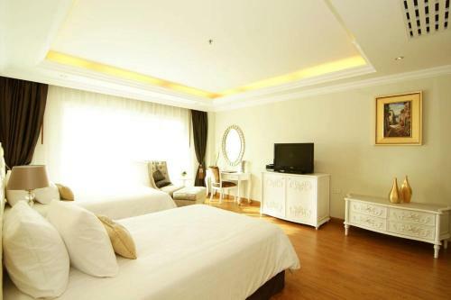 Hotel Miracle Suite