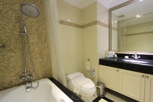 Hotel Miracle Suite