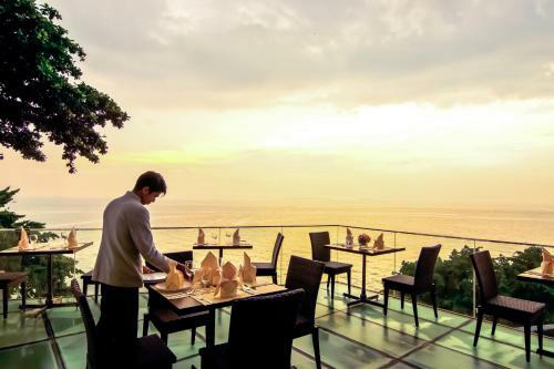 Royal Cliff Hotels Group