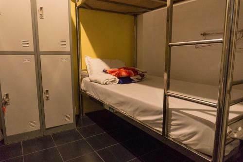 Bed & Breakfast Sleep In Hostel