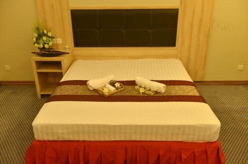 Golden Butterfly Hotel
