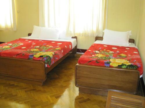 Bed & Breakfast Golden Guest Inn