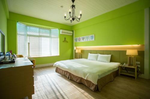 Young Motel