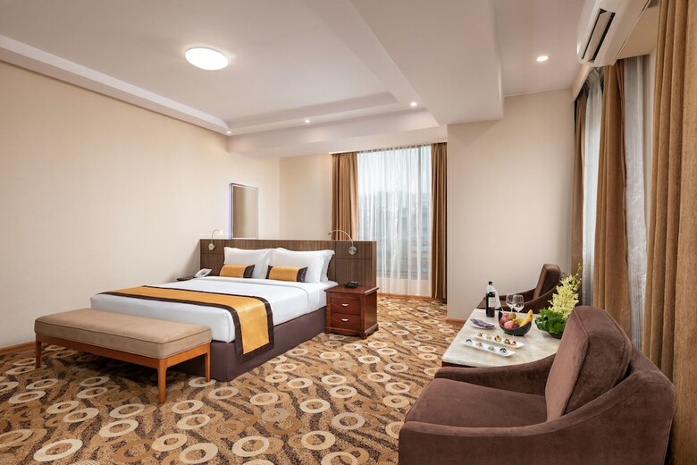 Best Western Green Hill Hotel