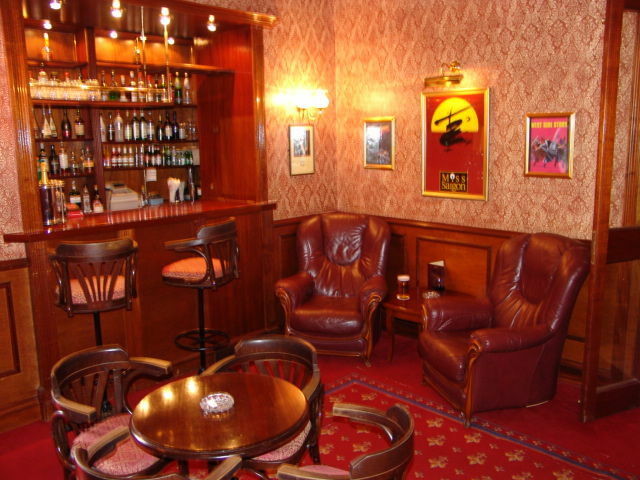 London Elizabeth Hotel