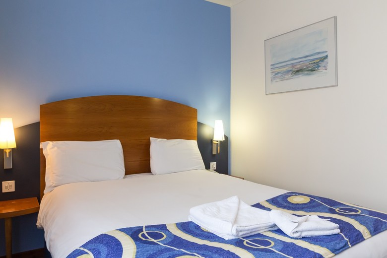 Wembley International Hotel