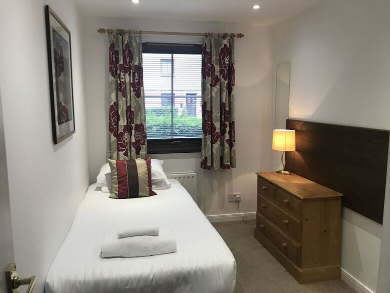 Fountain Court Aparthotel
