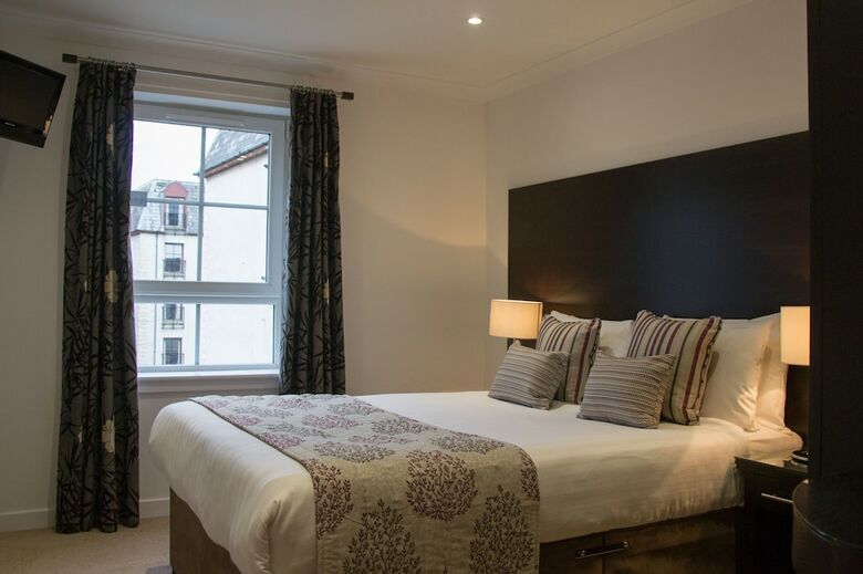 Fountain Court Aparthotel