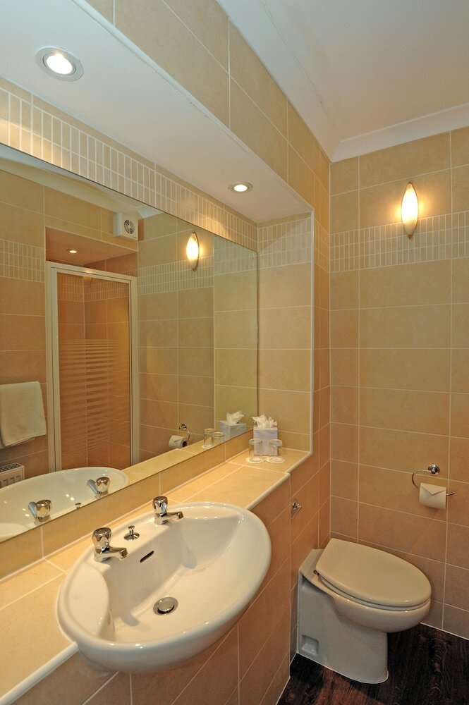 Fountain Court Aparthotel