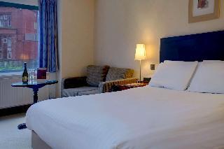Plough Harrow Hotel