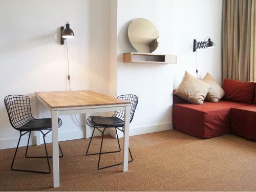 Hostal Alberti - Bed & Bike