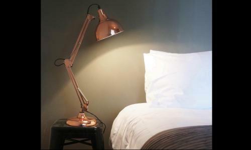 Hostal Alberti - Bed & Bike