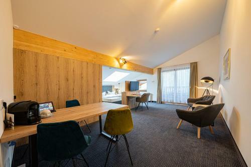 Berghotel & Chalets Adersberg
