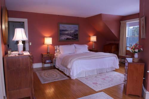 The Birches Acadian Bed & Breakfast And Cottages