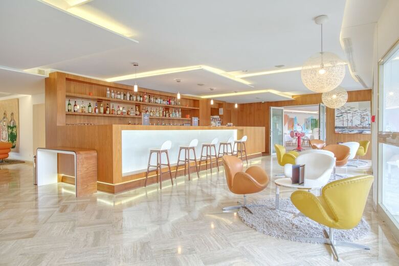 Hotel La Vague De Saint Paul