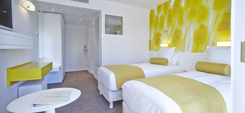 Hotel La Vague De Saint Paul