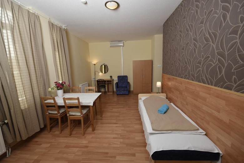 M�ty�s Hotel