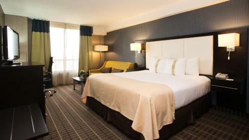 Holiday Inn Hotel & Suites Mississauga