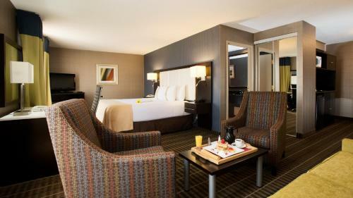 Holiday Inn Hotel & Suites Mississauga