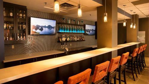 Holiday Inn Hotel & Suites Mississauga