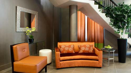 Holiday Inn Hotel & Suites Mississauga