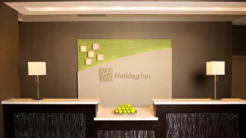 Holiday Inn Hotel & Suites Mississauga