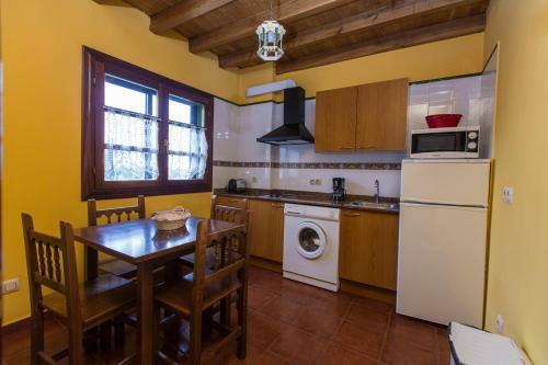 Agroturismo Casas Rurales Playa De Guadam�a