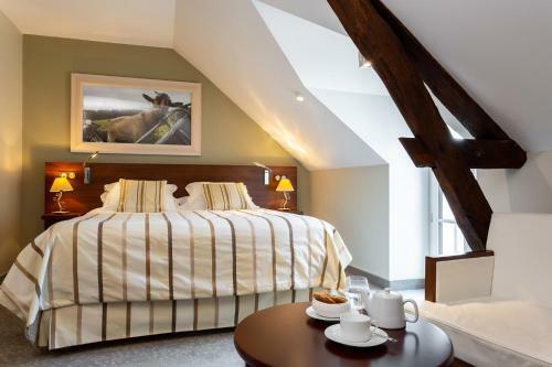 Hotel La Cote Des Monts Damn�s