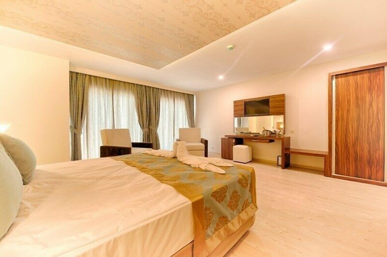 Hotel Maya World Park Adult Only +15