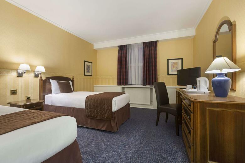 Hotel Ramada Crawley Gatwick