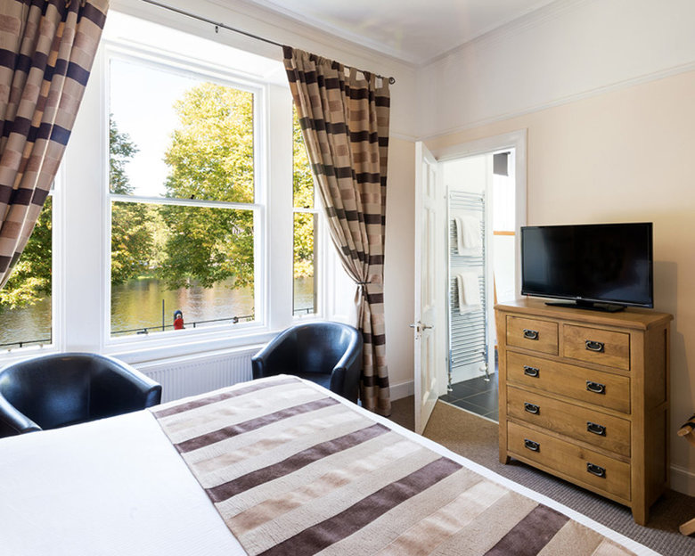 Glen Mhor Hotel & Restaurant
