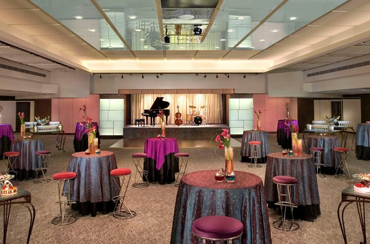 Regal Riverside Hotel