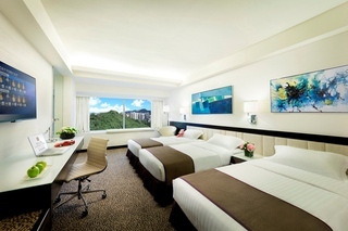 Regal Riverside Hotel
