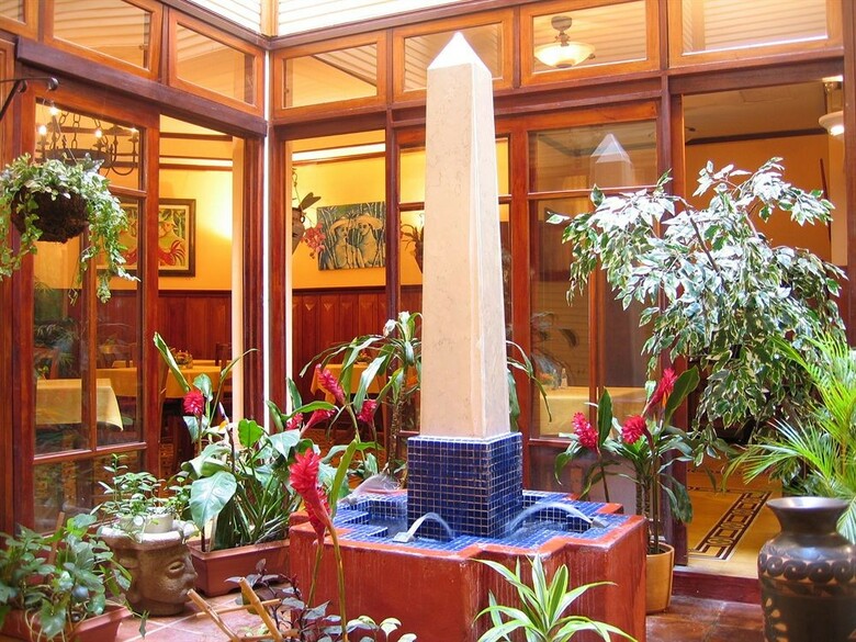 Hotel Fleur De Lys