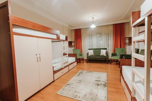 Nazli Apartments