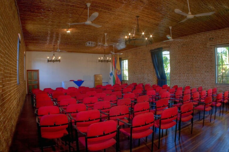 Hotel Los Puentes Comfacundi